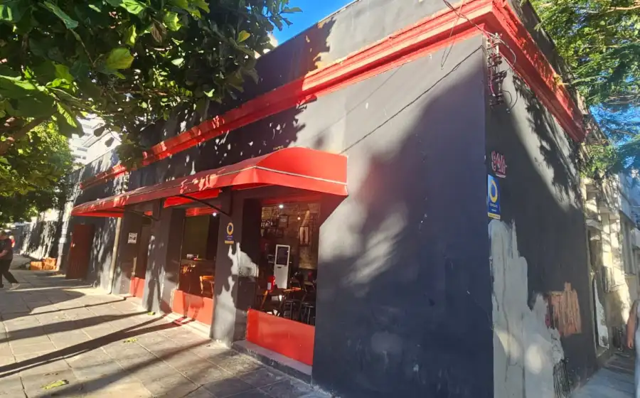 Loja de Esquina no Menino Deus (130m²) em Menino Deus - Foto principal